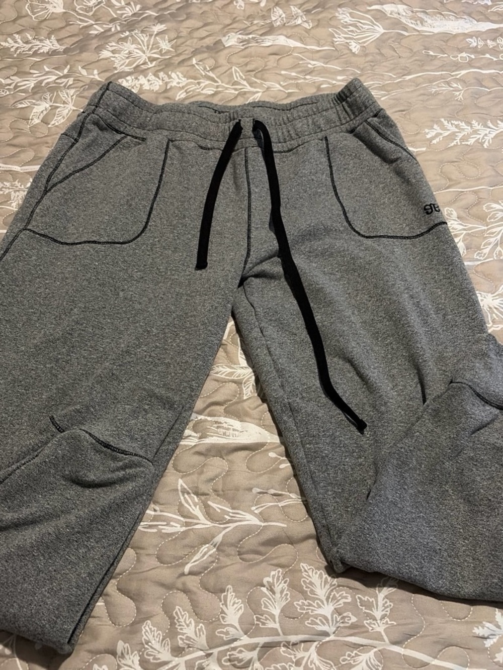 Albion Gray Sweatpants with Black Drawstring